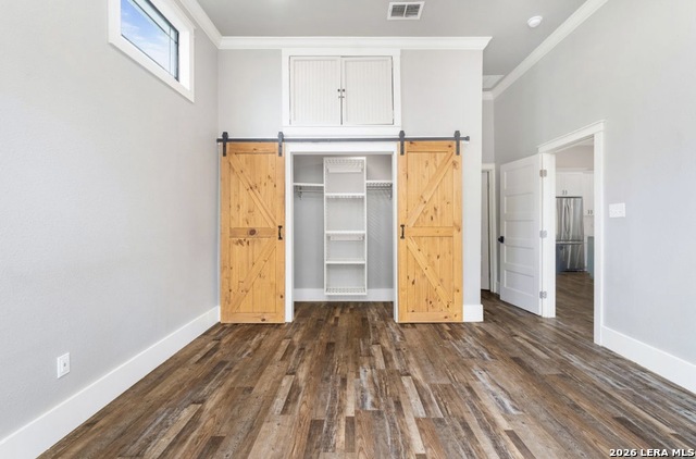 1018 Burnet St Property Photo 14