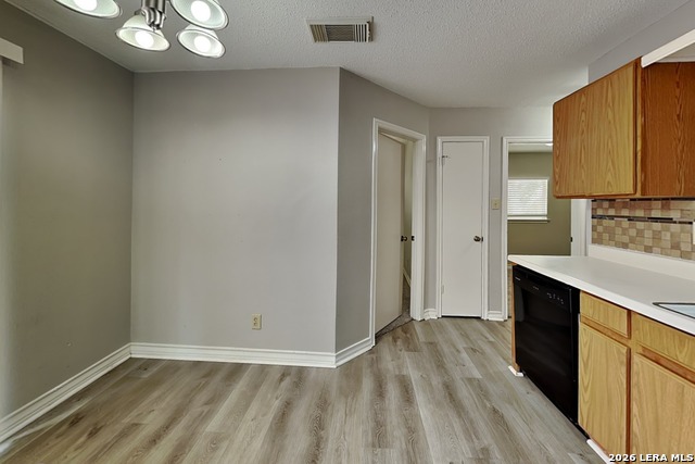 9503 Arcade Rdg Property Photo 6
