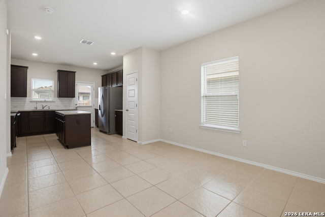 7714 Abbey Pl Property Photo 5
