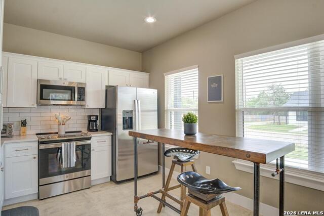 30652 Oakview Rd Property Photo 6