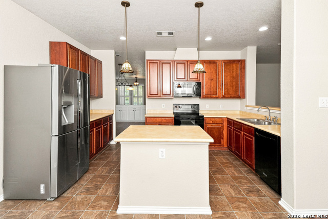 7803 Midnight Stage Property Photo 5