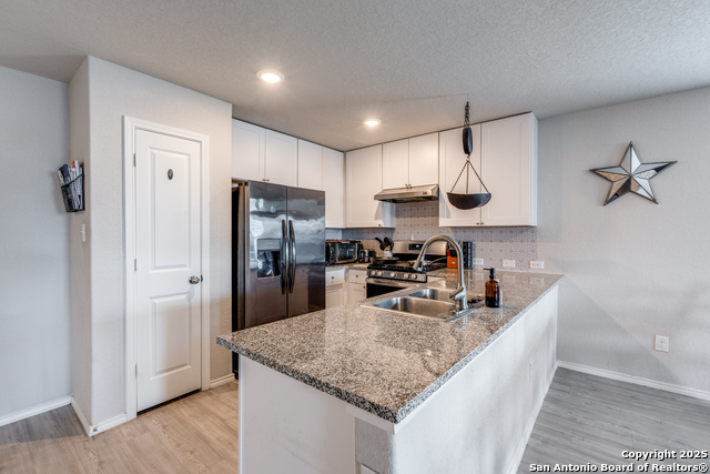 5730 Leisure Cres Property Photo 11