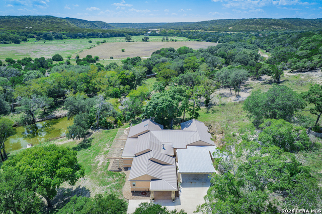 1 Upper Cibolo Creek Rd Property Photo 5