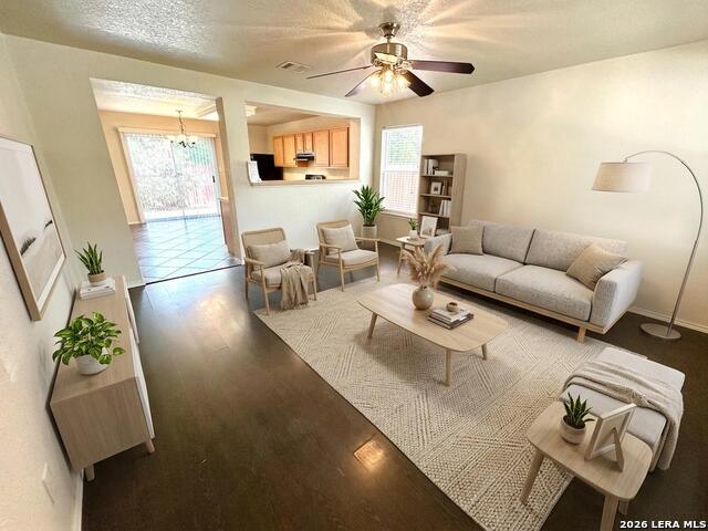 110 Jetlyn Dr Property Photo 3