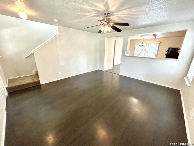 110 Jetlyn Dr Property Photo 5