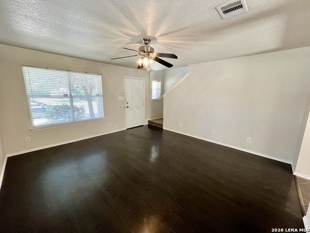 110 Jetlyn Dr Property Photo 6