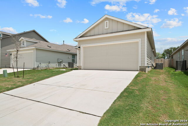 14719 Brandy Brook Property Photo 2