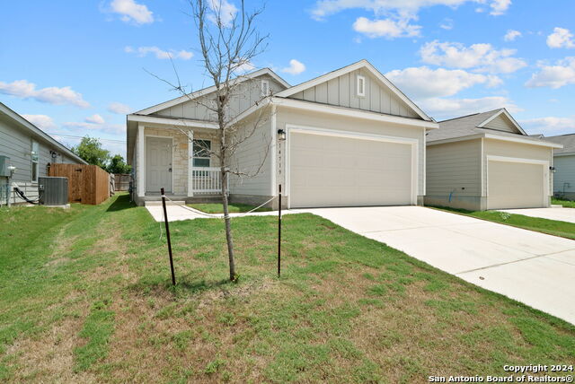 14719 Brandy Brook Property Photo 3
