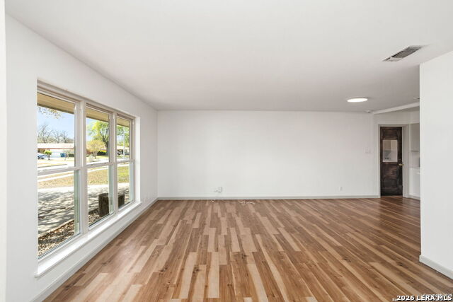 5259 Prince Valiant Property Photo 5