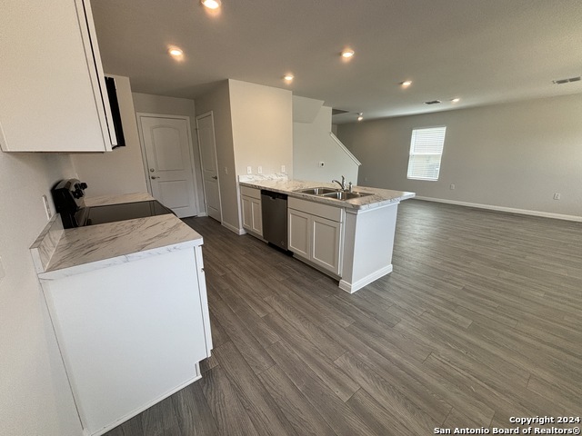 2242 Dry Moss Way Property Photo 9