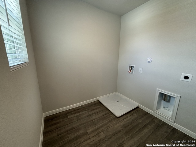 2242 Dry Moss Way Property Photo 14