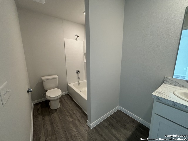 2242 Dry Moss Way Property Photo 16