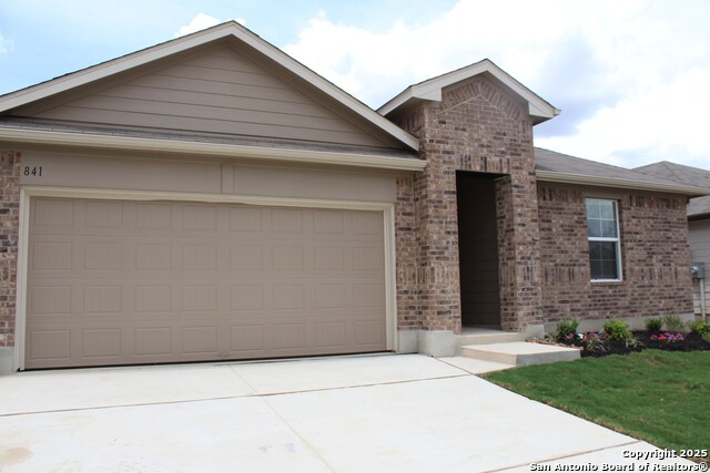 841 Margay Loop Property Photo 1