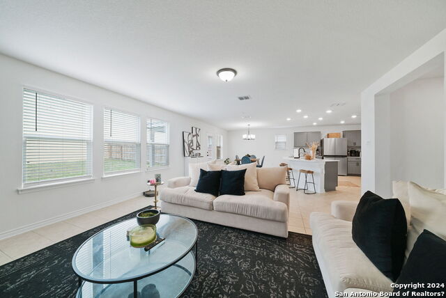 11133 Charismatic Property Photo 8