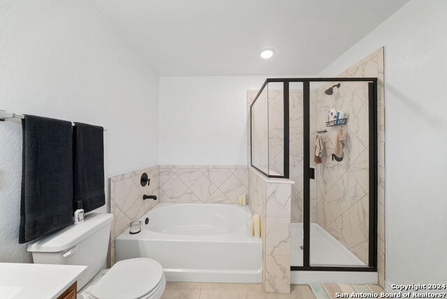 11133 Charismatic Property Photo 24