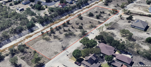 400 W ANSLEY BLVD Property Photo 1