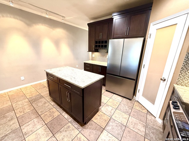 807 Windhurst Property Photo 10