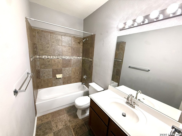 807 Windhurst Property Photo 20