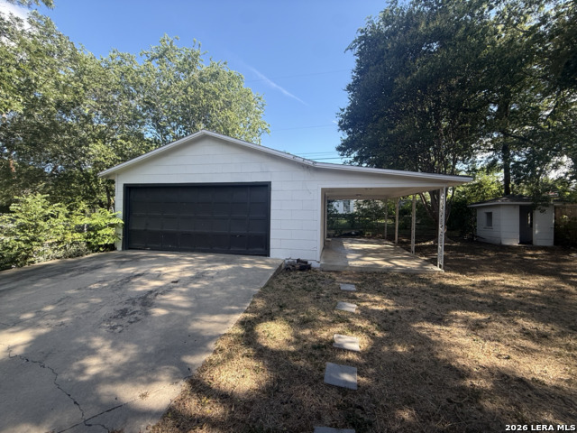163 Heather Ave Property Photo 2