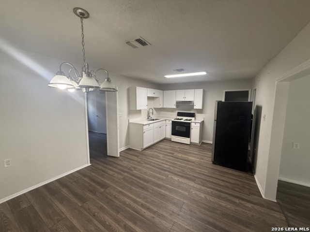163 Heather Ave Property Photo 3