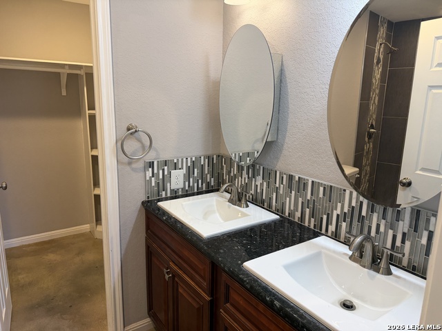 591 Burr Oak Ln Property Photo 8
