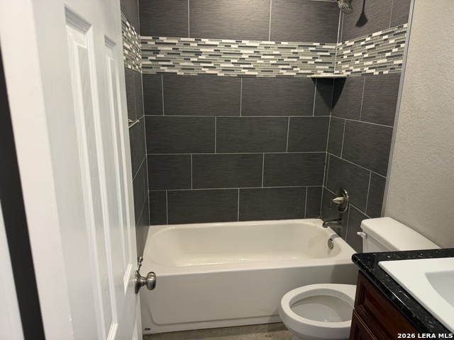 591 Burr Oak Ln Property Photo 11