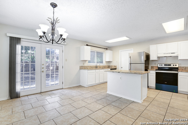 9535 Andrew Pt Property Photo 8