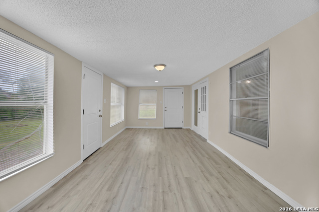 4351 Sun Gate St Property Photo 11