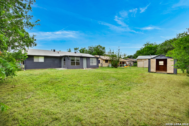 4351 Sun Gate St Property Photo 12