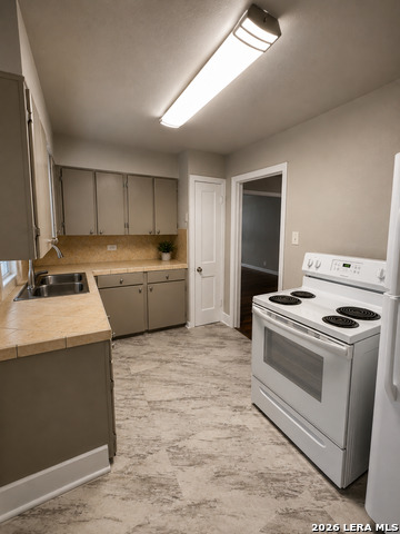 112 Senisa Dr Property Photo 6