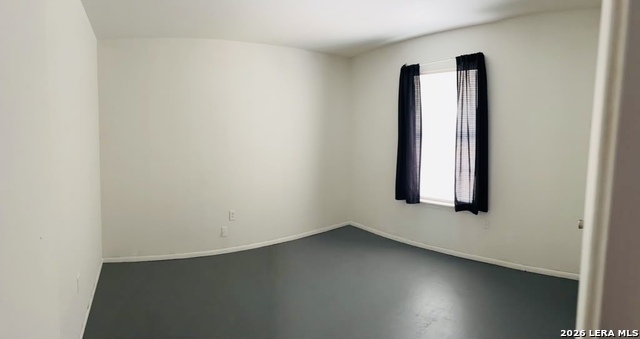 2811 Siwel St Property Photo 6