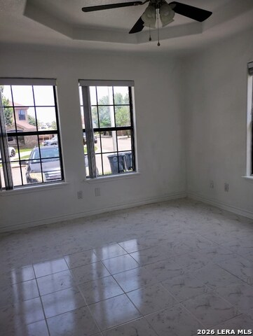 2152 Suncrest Dr Property Photo 2