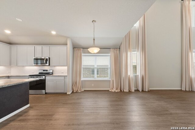 2080 Cowan Dr Property Photo 17