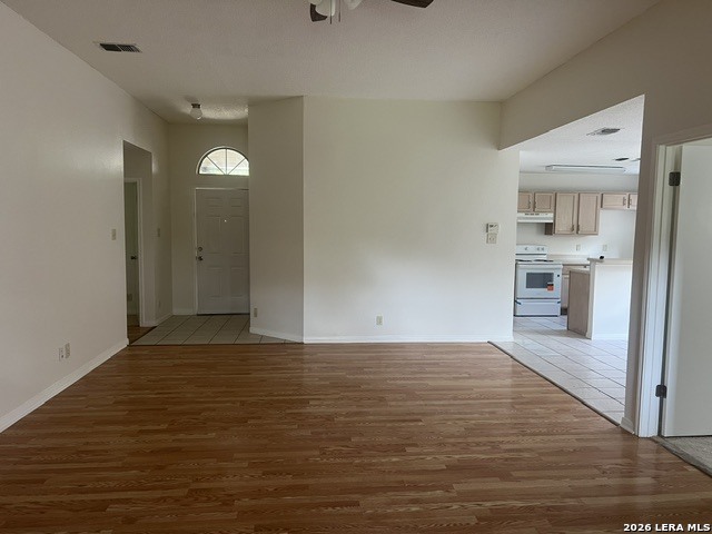 206 Stone Creek Dr Property Photo 6