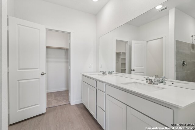 15519 Crescent Pine Property Photo 18