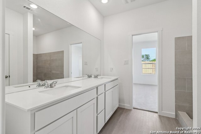 15519 Crescent Pine Property Photo 20