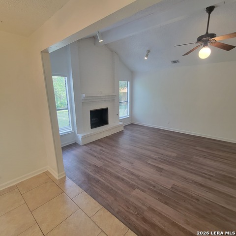 15115 Elkton Property Photo 5