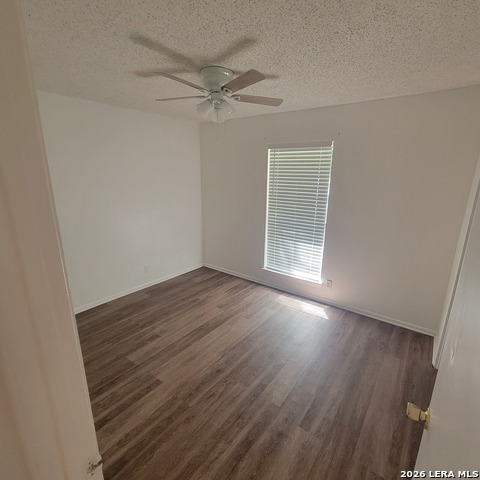 15115 Elkton Property Photo 7