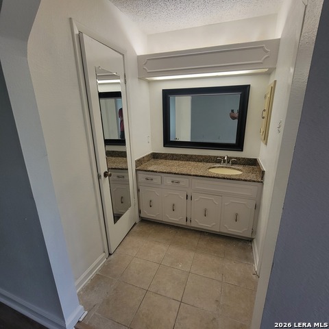15115 Elkton Property Photo 8
