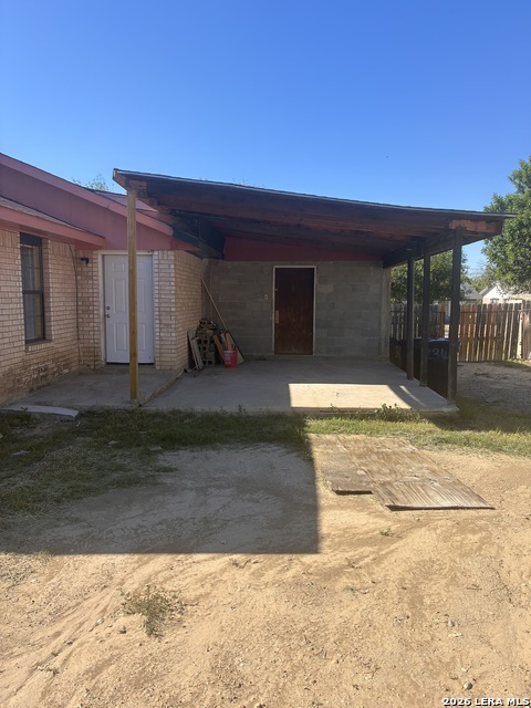 2340 Royal Park Property Photo 18