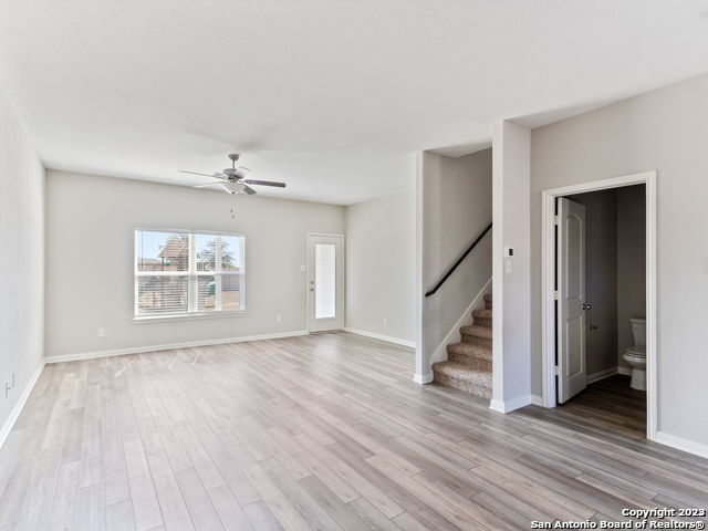 6550 Underwood Way Property Photo 5