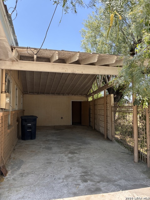 1398 Wilson Property Photo 4