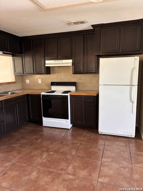 1398 Wilson Property Photo 9