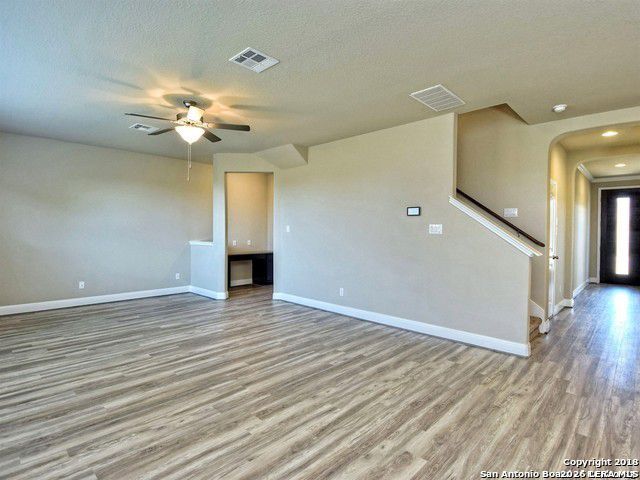 6814 Black Diamond Property Photo 5