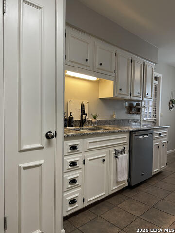 7926 Broadway Property Photo 16