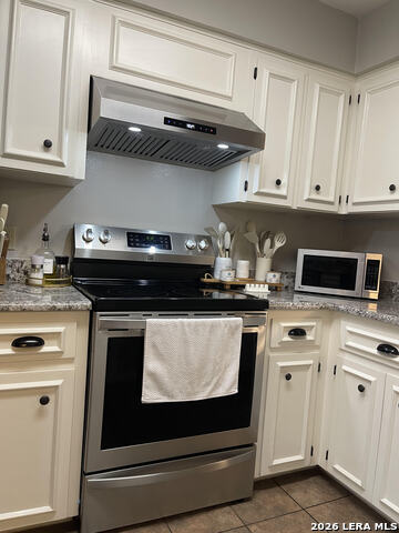 7926 Broadway Property Photo 18