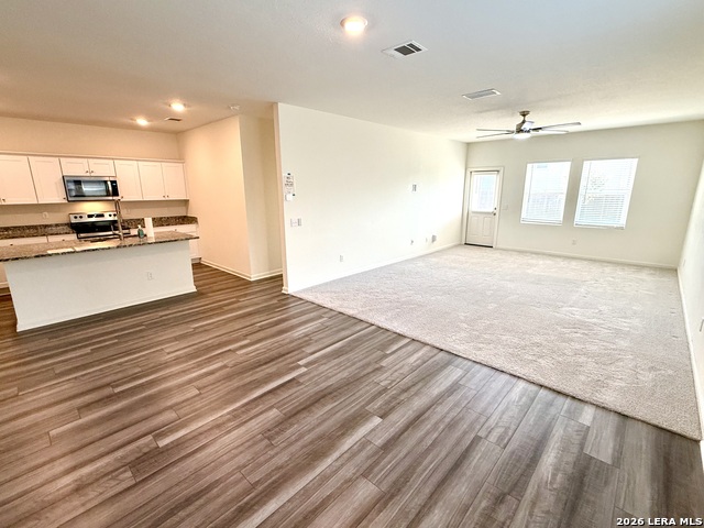 12823 Cygnus Property Photo 4