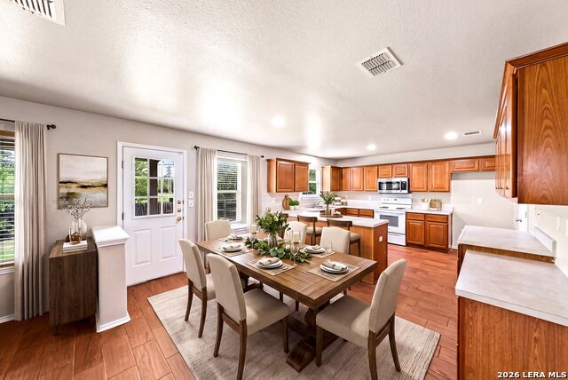 10339 Tiger Paw Property Photo 5