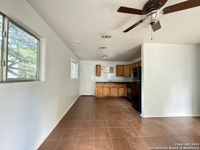 230 S San Gabriel Ave Property Photo 8