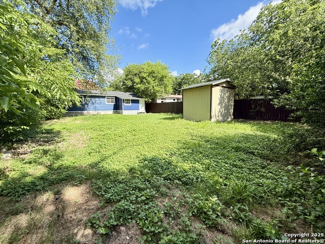 230 S San Gabriel Ave Property Photo 21